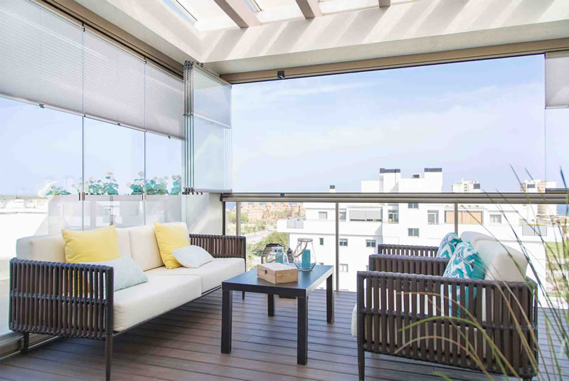 KATLANIR CAM BALKON PERDESİ GLASS BALCONY PLAETED SHADES